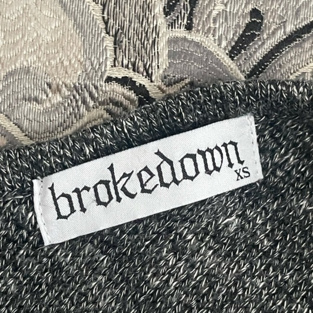 EUC - Brokedown “Happiness is Free” Sweater - Picture 6 of 7